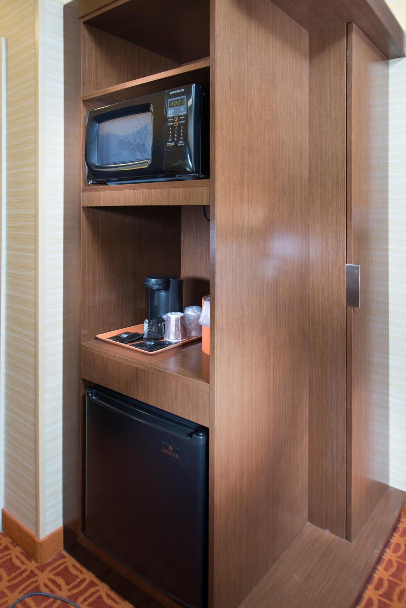 Fairfield Inn & Suites By Marriott Туин-Фолс Экстерьер фото